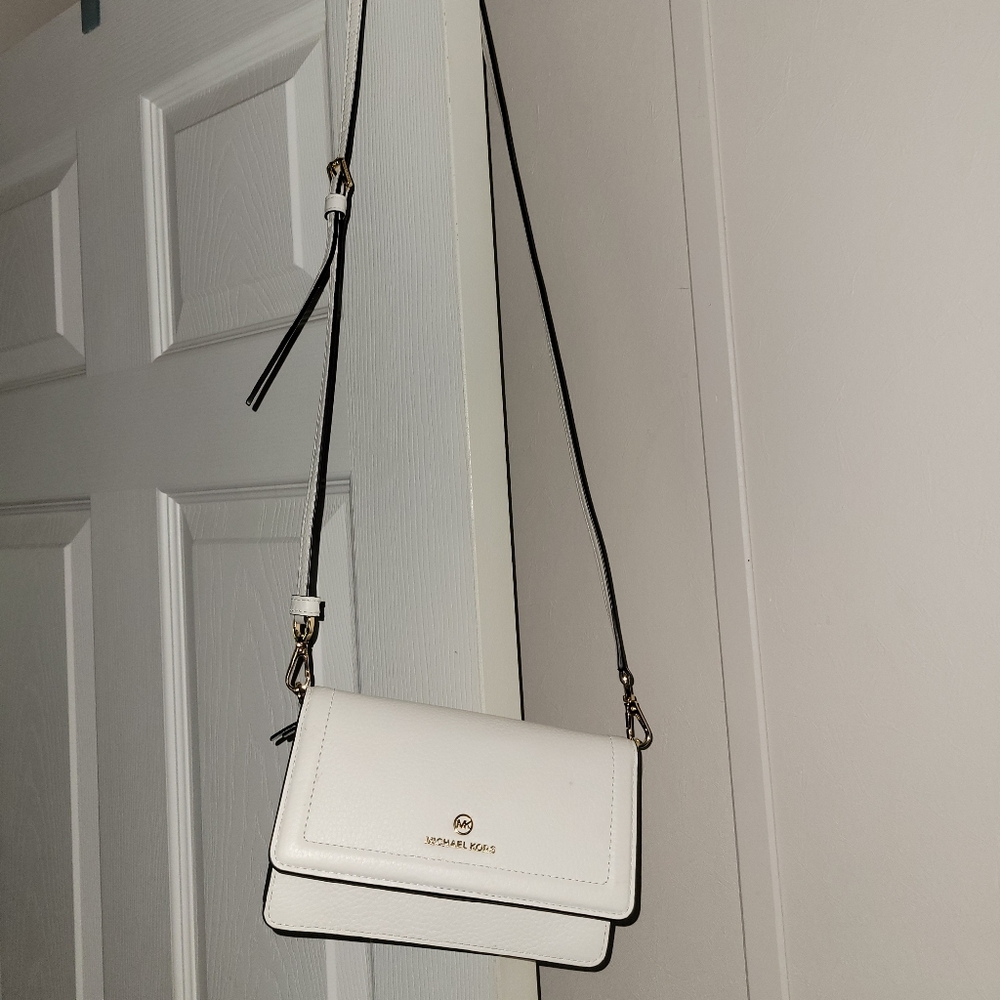 Michael kors crossbody